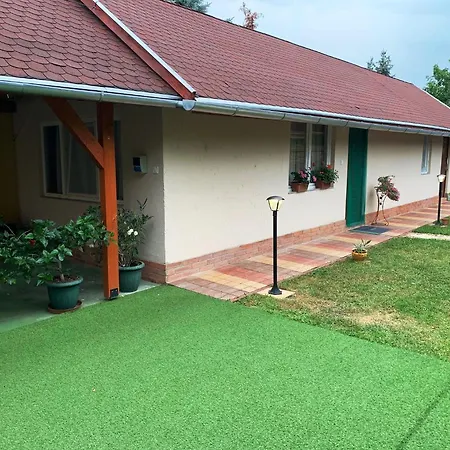 Franceska Apartment *